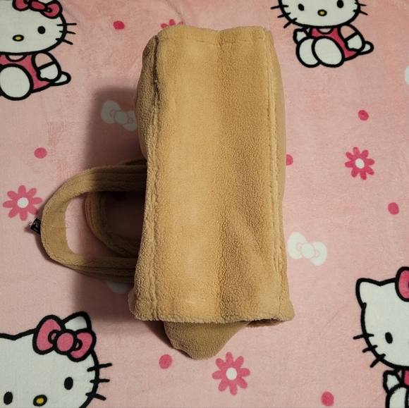 NWT Victoria Secret Tan Sherpa Tote Bag Handbag Faux Fur Beige Fleece Purse - Picture 4 of 9